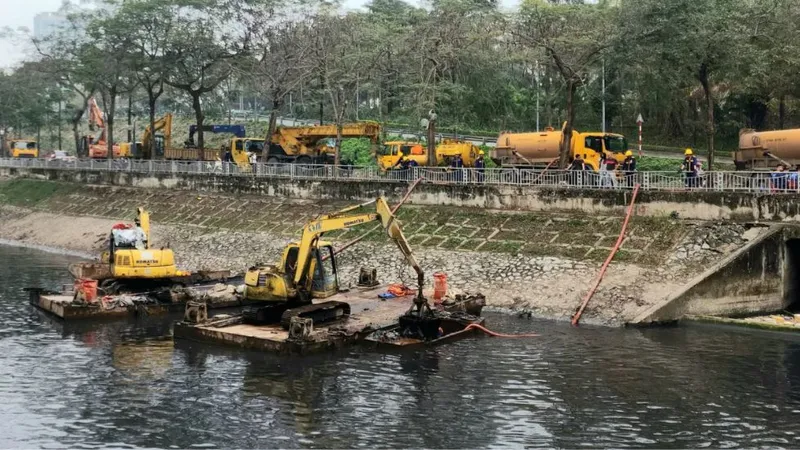 Khẩn trương hoàn thành cải tạo, chỉnh trang để “hồi sinh” sông Tô Lịch