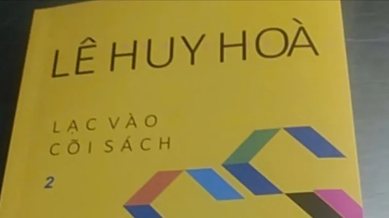 Lạc vào cõi sách - một hành trình tri ân nghề và người làm sách 