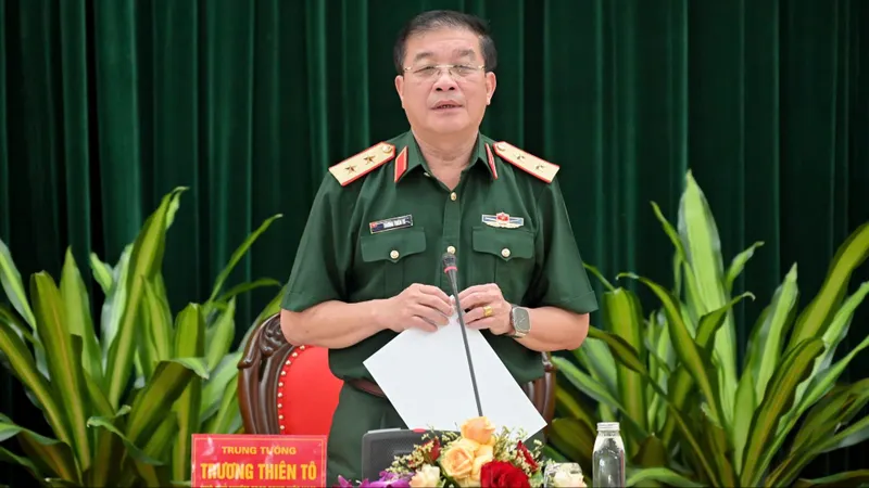 Đầu tư, nâng cấp mô hình Con nuôi Đồn Biên phòng, Nâng bước em đến trường