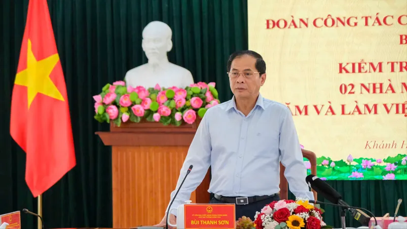 Phó Thủ tướng Bùi Thanh Sơn làm việc với tỉnh Khánh Hòa về dự án điện hạt nhân