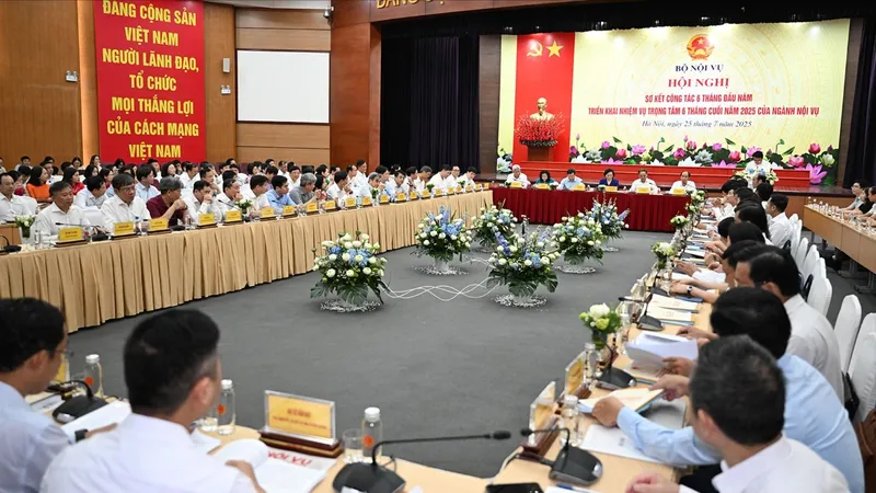 Sẽ phân cấp tổng biên chế cho địa phương linh hoạt hơn