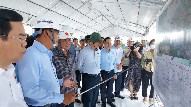 An Giang kiến nghị điều chuyển 200.000m³ đá để thi công Dự án đường Hồ Chí Minh
