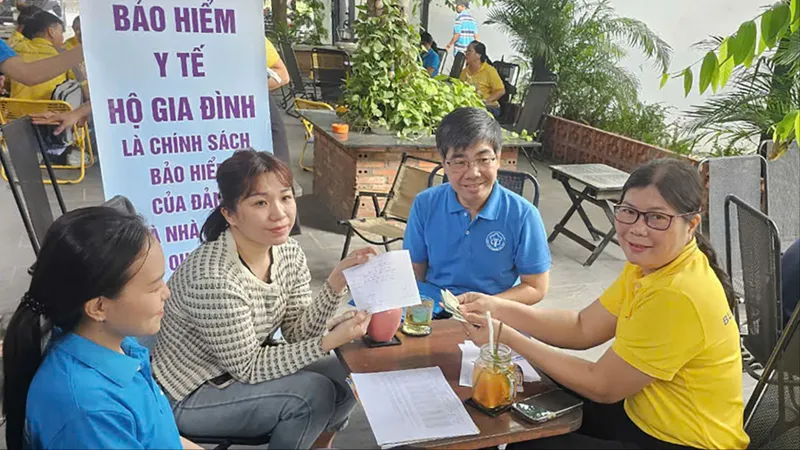Đề xuất nhiều chính sách hỗ trợ đóng BHXH, BHYT cho người dân TPHCM