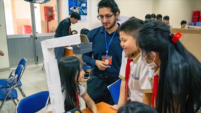 TPHCM: Triển khai giảng dạy STEM song ngữ trong năm học 2025-2026