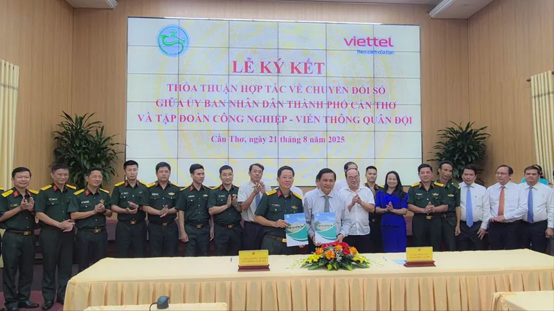 UBND TP Cần Thơ và Viettel Group ký kết hợp tác chuyển đổi số