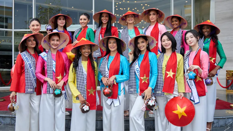 Dàn hoa hậu quốc tế hào hứng trải nghiệm vùng đất Tây Nam bộ