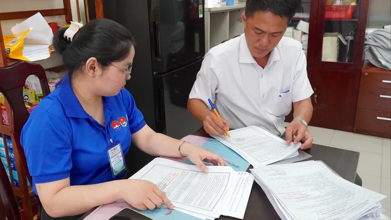  Những nhiệm vụ TPHCM đề xuất Chủ tịch UBND cấp xã ủy quyền cho công chức