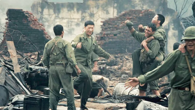 Dòng phim lịch sử “tỉnh giấc”