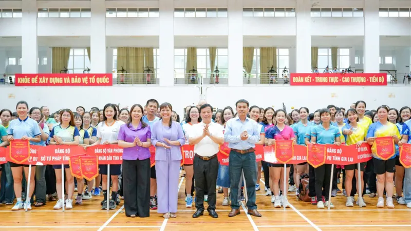 Hơn 1.100 vận động viên tham gia hội thao chào mừng Đại hội đại biểu Đảng bộ tỉnh Gia Lai