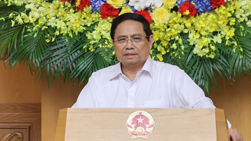 Thủ tướng Phạm Minh Chính chủ trì cuộc họp của Thường trực Chính phủ trực tuyến với các địa phương về công tác khắc phục hậu quả cơn bão số 10 và mưa lũ sau bão