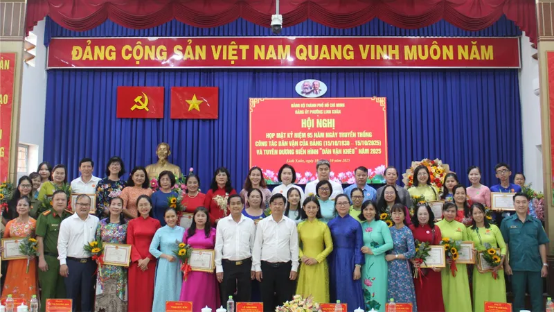 Phường Linh Xuân: Hơn 3.300 thí sinh tham gia Hội thi “Bình dân học vụ số” năm 2025 