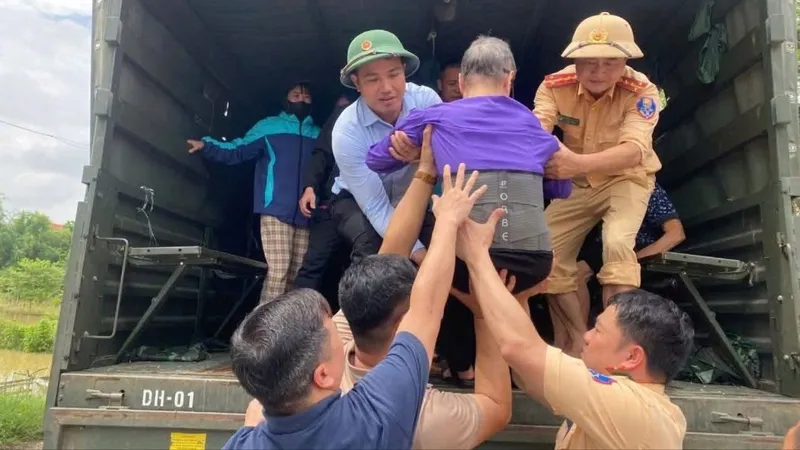 Hà Nội sẵn sàng sơ tán gần 36.000 người dân 