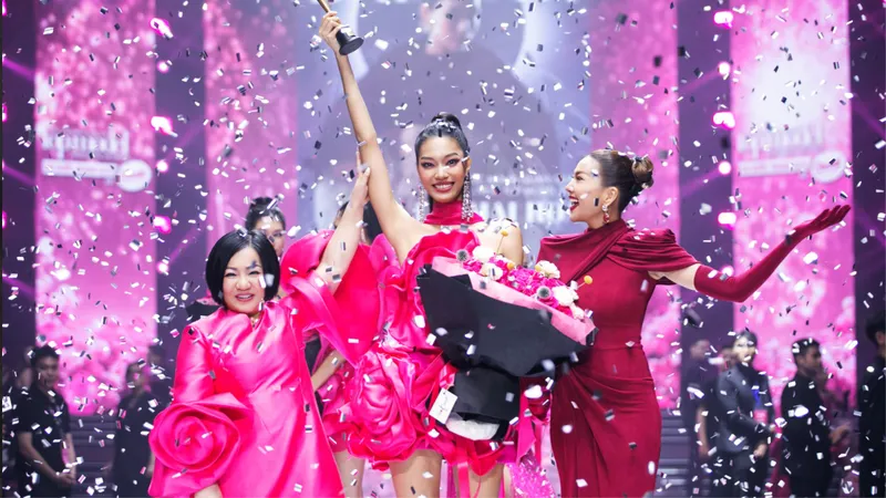 Mai Hoa đăng quang Quán quân Vietnam’s Next Top Model 2025