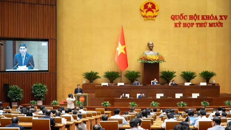 Phiên họp Quốc hội ngày 23-10. Ảnh: QUANG PHÚC