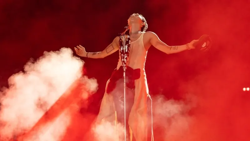 Concert của siêu sao G-DRAGON thăng hoa giữa đại dương ánh sáng Ocean City