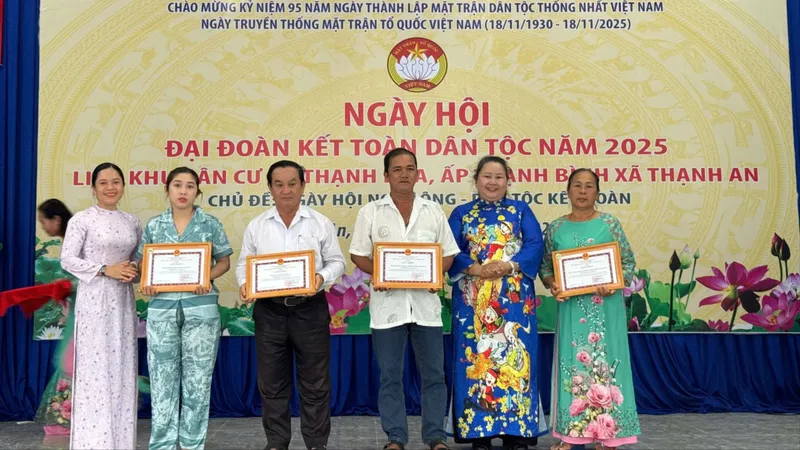 Ba ấp trên xã đảo Thạnh An chung sức xây dựng đảo xanh - sạch - nghĩa tình 