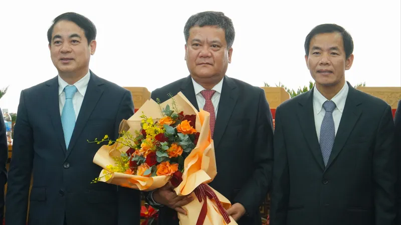 Khánh Hòa có tân Chủ tịch UBND tỉnh