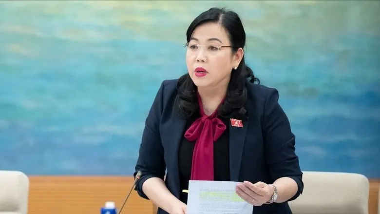Chủ nhiệm Ủy ban Khoa học, Công nghệ và Môi trường Nguyễn Thanh Hải báo cáo thẩm tra 
