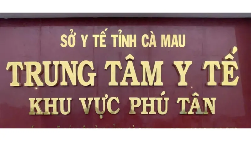 Cà Mau: Trung tâm y tế khu vực Phú Tân nợ lương nhân viên nhiều tháng