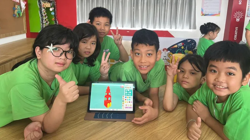 Siết công tác quản lý, dạy những môn học liên kết