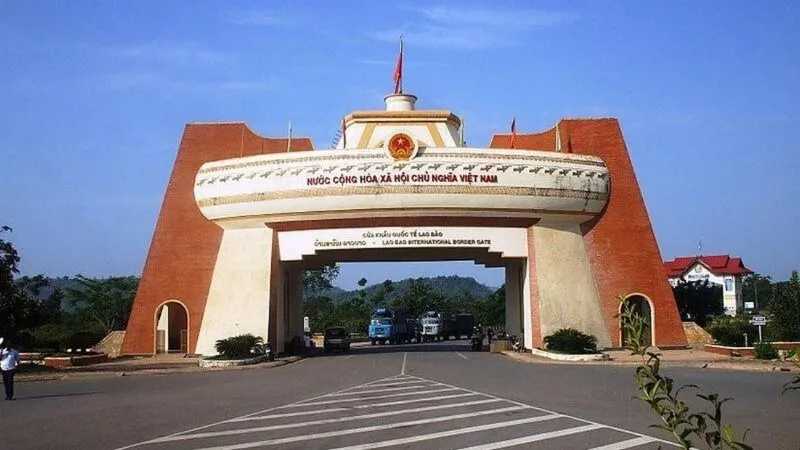 Việt Nam đang là đối tác thương mại thứ 3 của Lào
