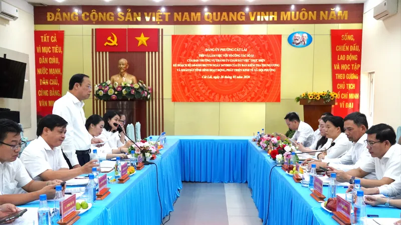 Quản lý chặt đất công, khơi thông nguồn lực hạ tầng