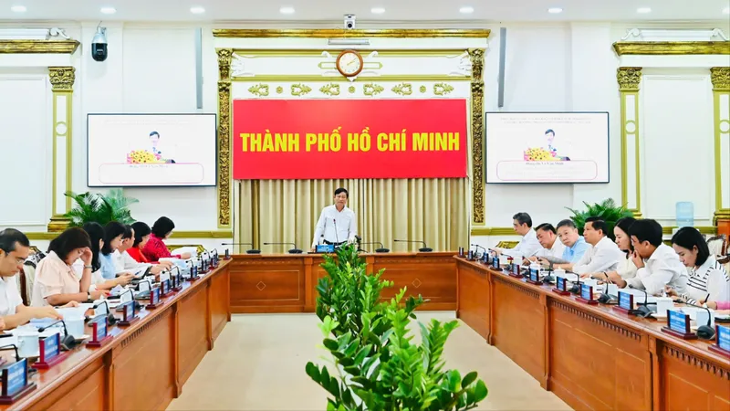 Ủy ban bầu cử TPHCM họp phiên thứ 5, nghe báo cáo tiến độ công tác bầu cử 