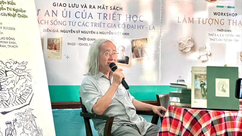 Không có lúc nào hậu thế quên được Nguyễn Du
