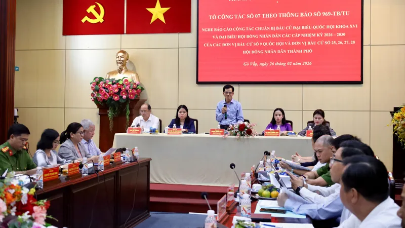 Tuyên truyền, hướng dẫn người dân cập nhật thông tin trên VNeID phục vụ bầu cử 