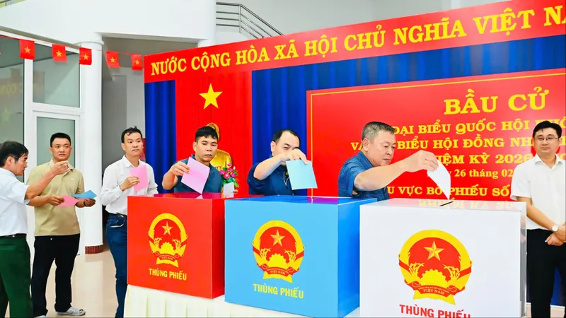 Cảnh giác trước mưu đồ xấu về "Ngày hội non sông"