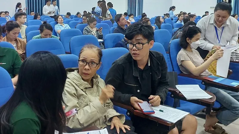 Tiếp sức chạy đua kê khai thuế