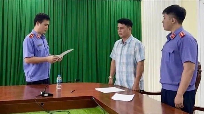Không truy cứu người có tội, 2 cựu cán bộ điều tra bị khởi tố