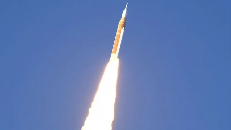 NASA đưa con người lên Mặt Trăng sau hơn 50 năm