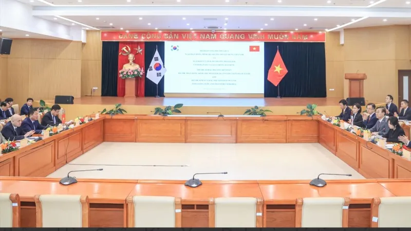 Hàn Quốc muốn cung cấp đoàn tàu cho tuyến metro số 2 tại TPHCM