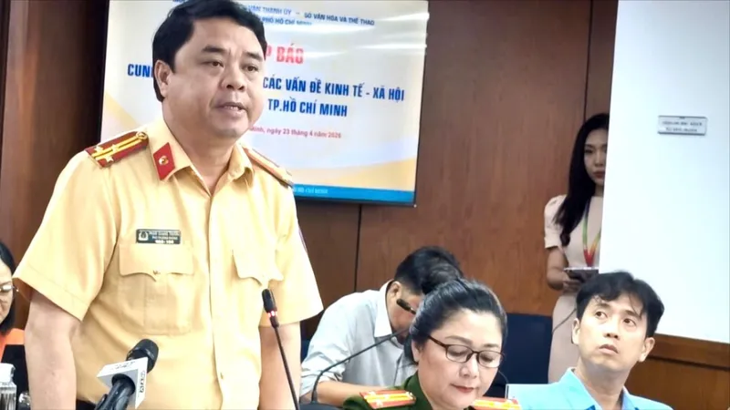 TPHCM: Kiểm tra đột xuất các "điểm nóng" về xe dù, bến cóc