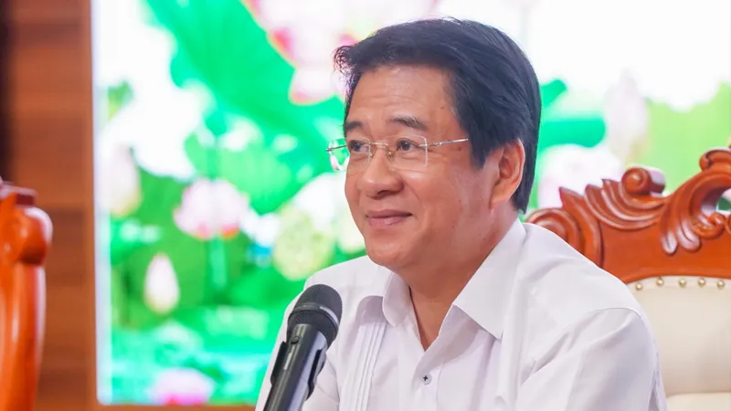 Chấn chỉnh việc sở, ngành cử đại diện "đọc báo cáo" khi tham gia họp báo