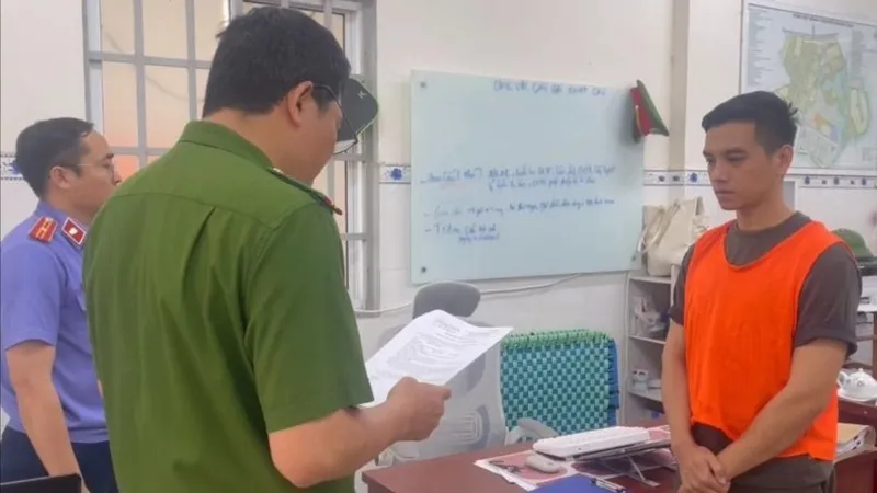Bắt giữ "thầy cảm xạ” Master Dũng Văn chuyên lừa đảo tâm linh