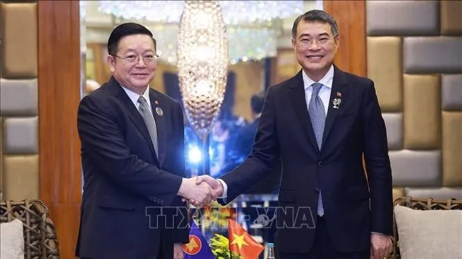 Thủ tướng Lê Minh Hưng tiếp Tổng Thư ký ASEAN, Thủ tướng Lào và Thủ tướng Malaysia