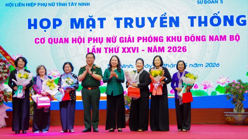 Họp mặt truyền thống Cơ quan Hội Phụ nữ Giải phóng khu Đông Nam bộ