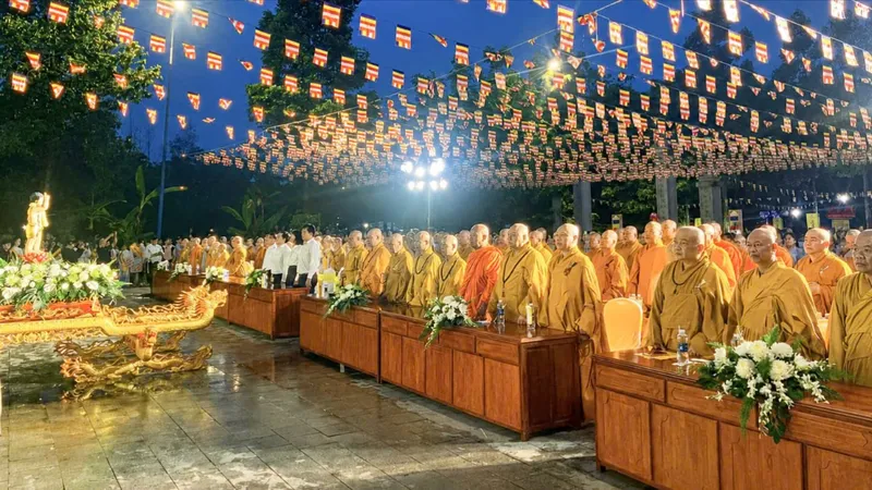 TPHCM: Trang nghiêm Đại lễ Phật đản Phật lịch 2570 tại chùa Hội An
