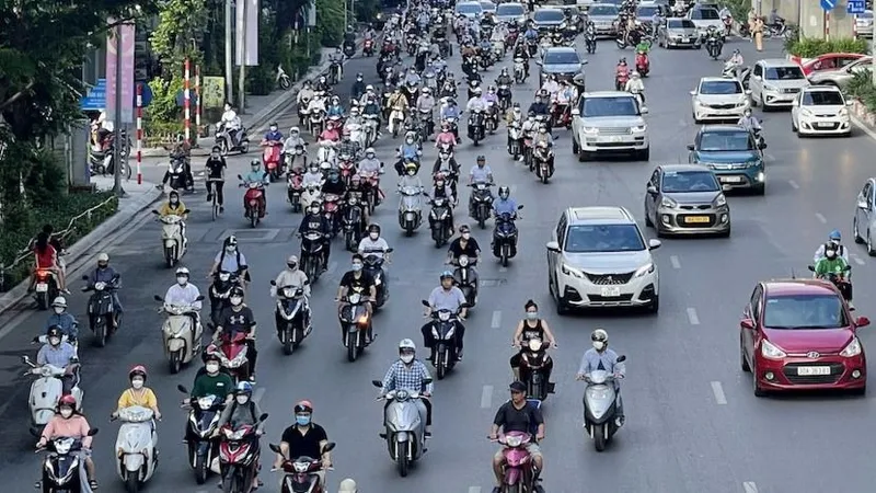 Hà Nội dự chi hơn 1.000 tỷ đồng hỗ trợ người dân chuyển đổi sang xe điện 