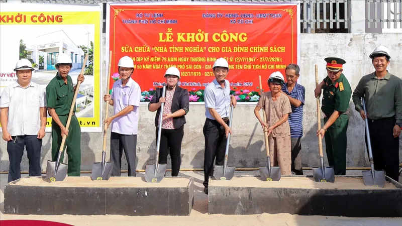 Xây nhà nghĩa tình cho quân nhân, gia đình chính sách