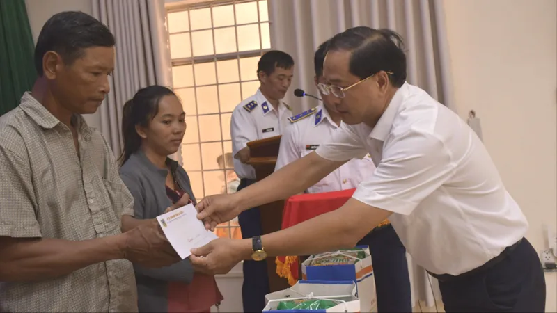 Lan tỏa chương trình “Đồng hành cùng ngư dân” 