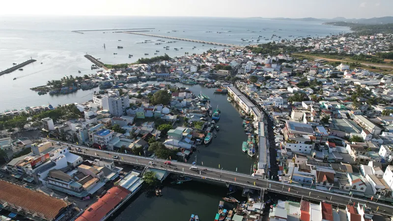 Đặc khu Phú Quốc nhìn từ trên cao. Ảnh: NAM KHÔI