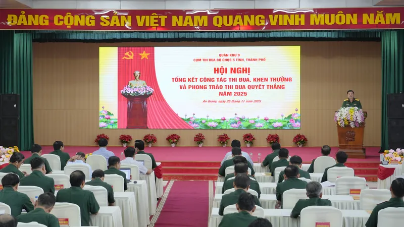Quang cảnh hội nghị
