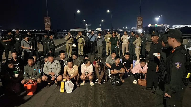 Các công dân do phía Campuchia trao trả cho Việt Nam