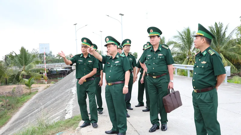 Đoàn công tác kiểm tra tại Trạm kiểm soát Biên phòng Nha Sáp (Đồn Biên phòng Vĩnh Điều)
