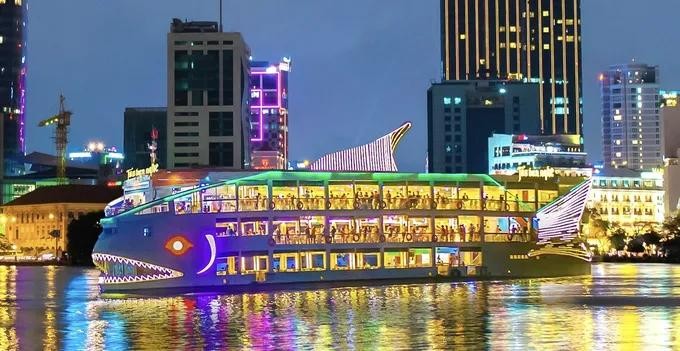 Ho Chi Minh City tightens oversight of water-based recreational activities