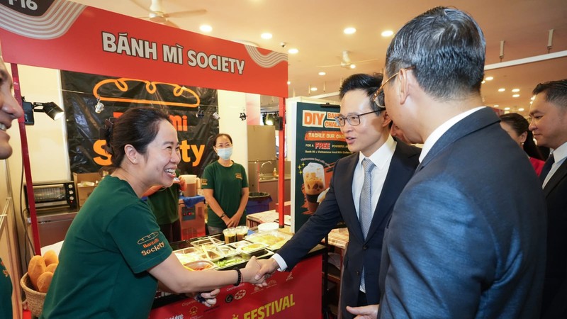 Ex‑Google Vietnamese communications director takes Banh Mi global