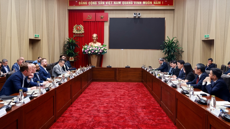Vietnam, US firms seek closer cooperation in defence, security industries